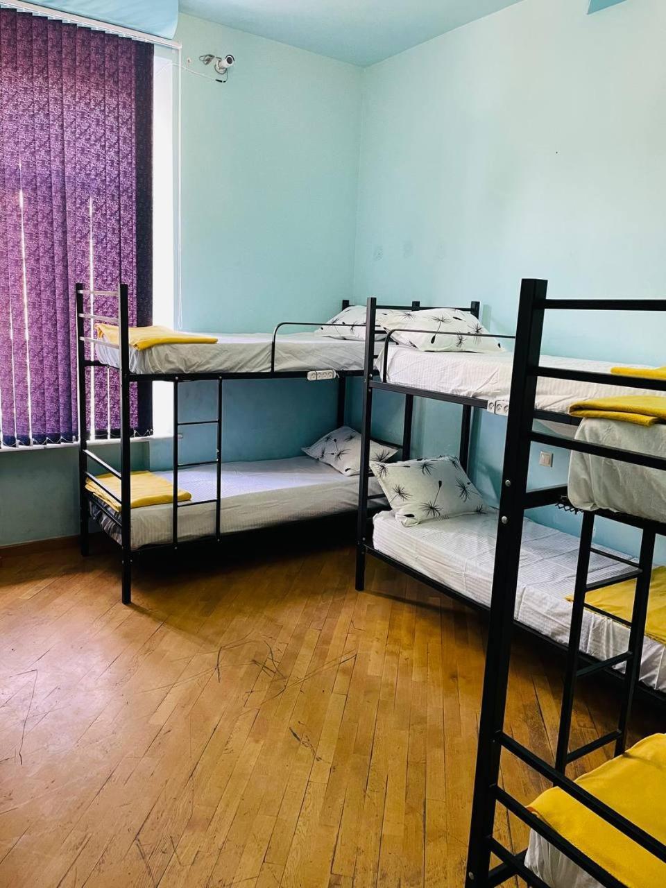 Olympic Hostel Yerevan Bagian luar foto