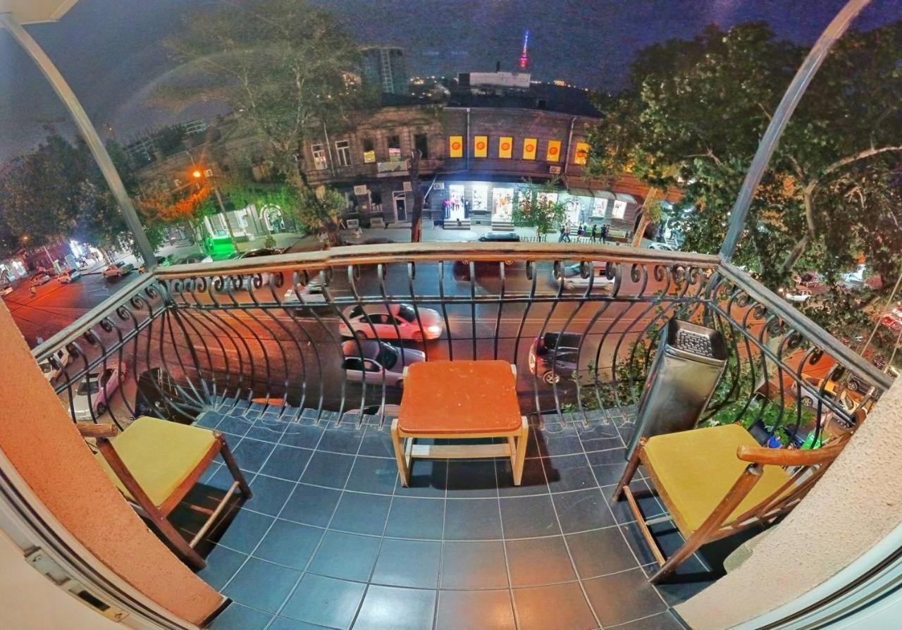 Olympic Hostel Yerevan Bagian luar foto