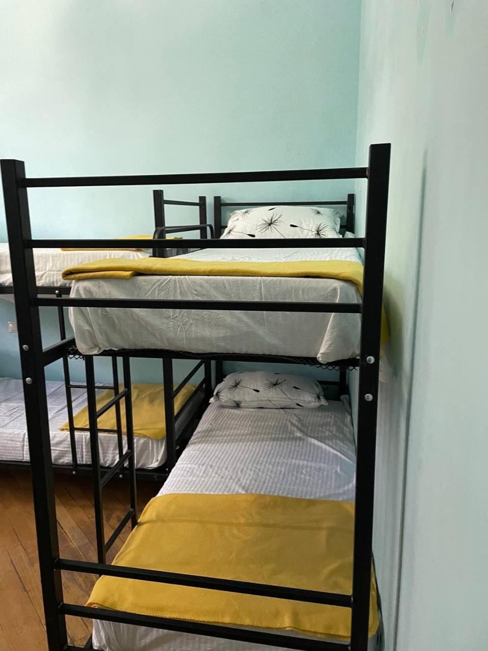 Olympic Hostel Yerevan Bagian luar foto