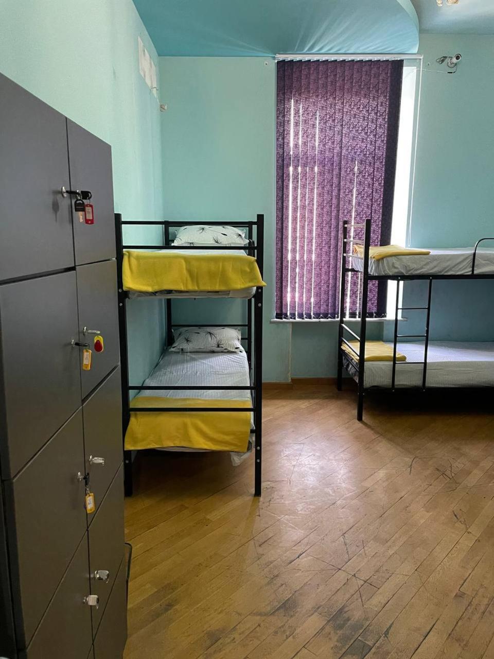Olympic Hostel Yerevan Bagian luar foto