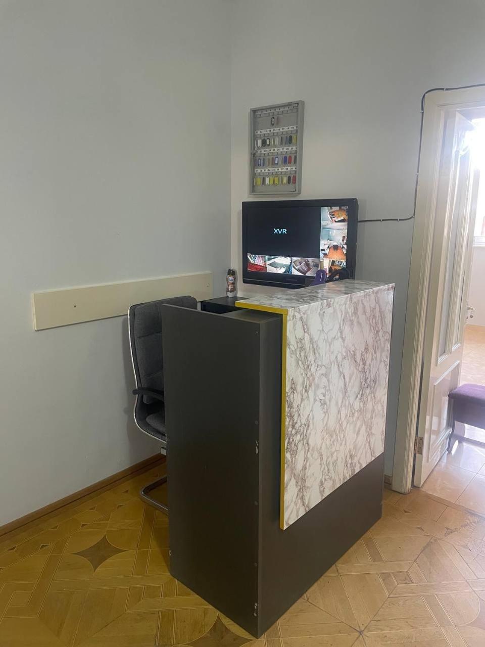 Olympic Hostel Yerevan Bagian luar foto