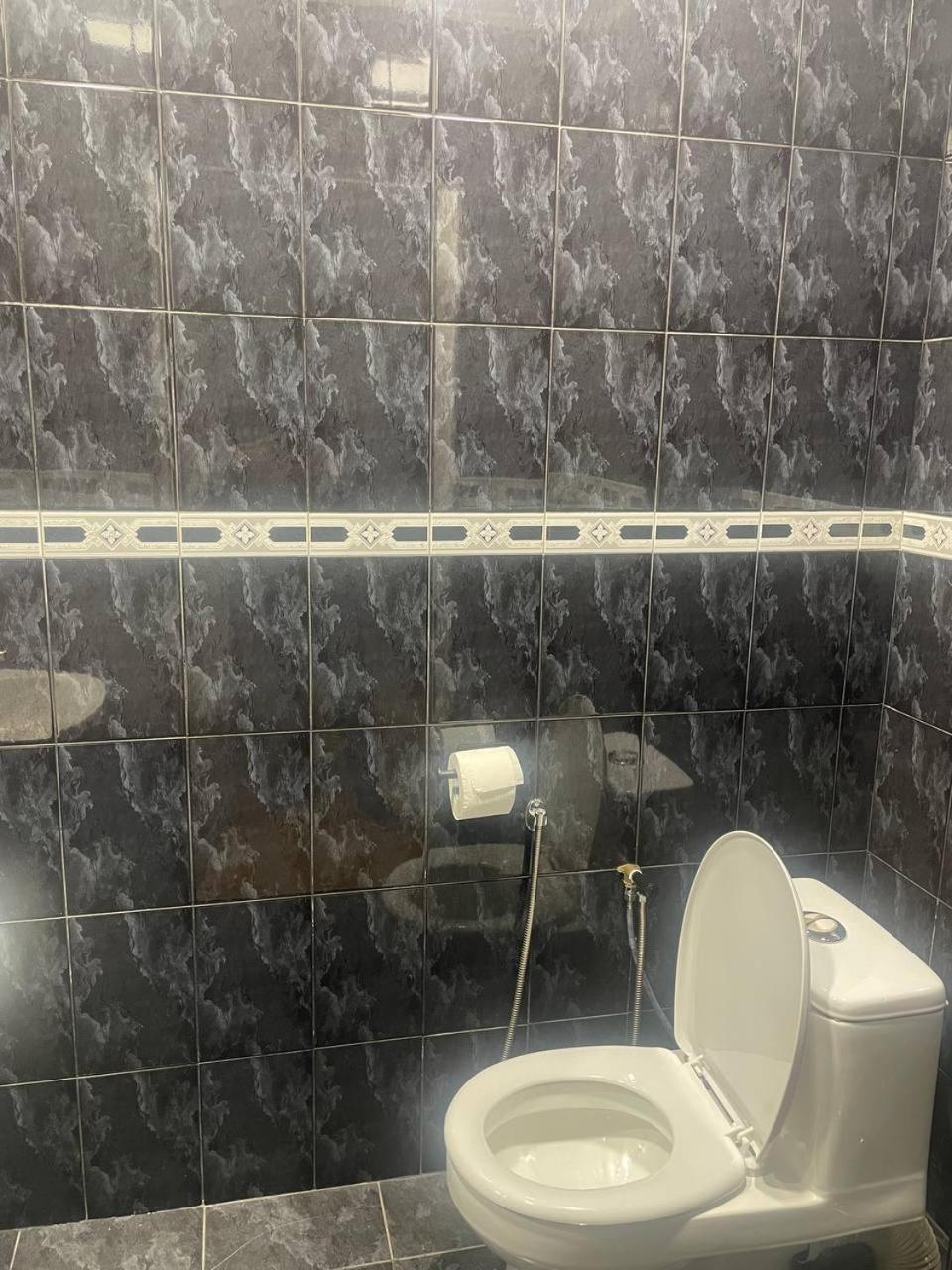 Olympic Hostel Yerevan Bagian luar foto